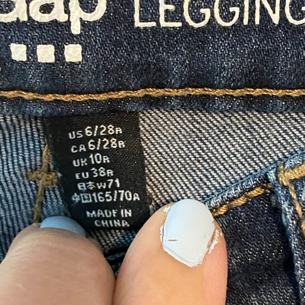 Gap Legging Ankle Jeans - Picture 5 of 11